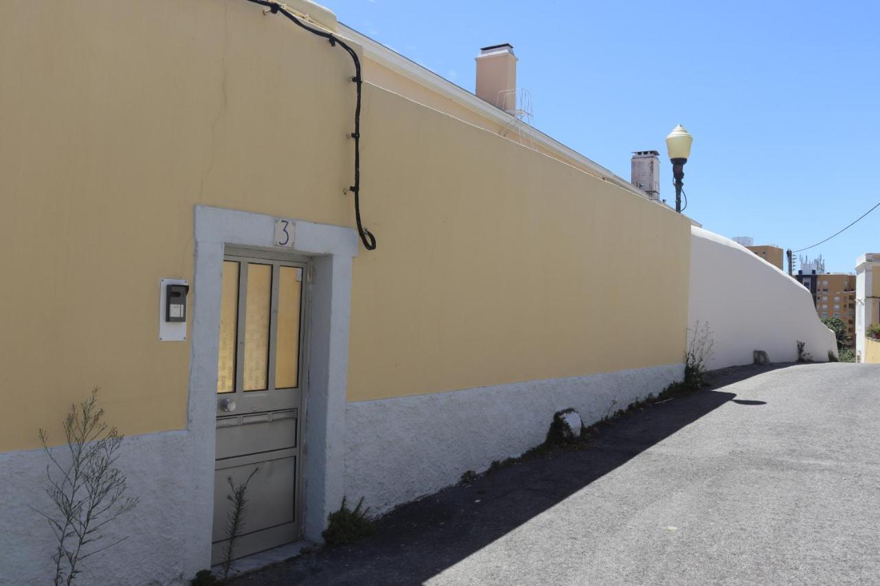 Lisbon, T2 Renewed Duplex With River View, Beato, Lisbon Exterior photo