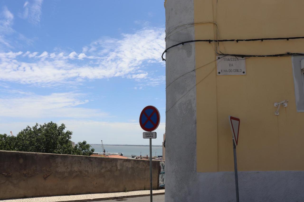 Lisbon, T2 Renewed Duplex With River View, Beato, Lisbon Exterior photo