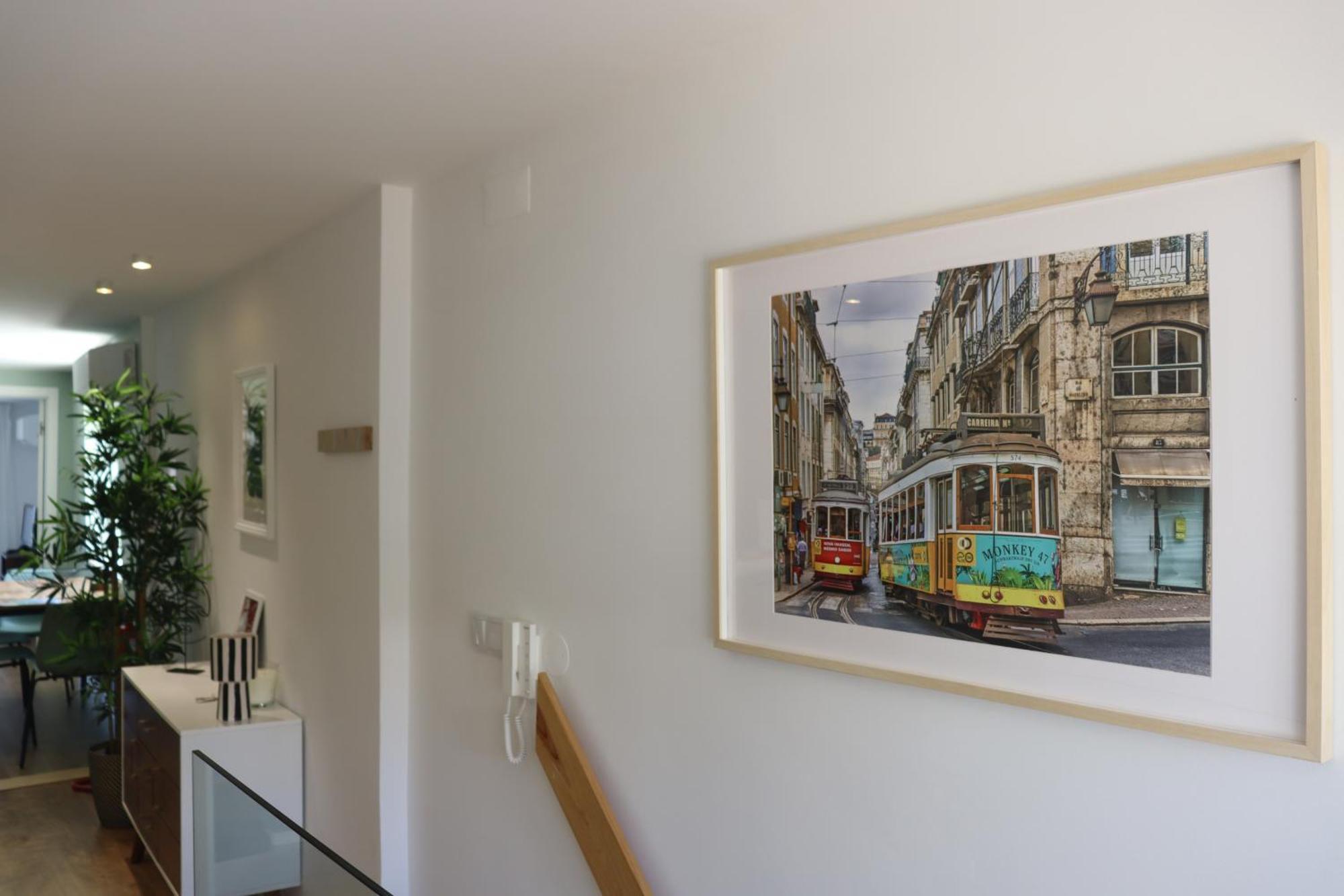 Lisbon, T2 Renewed Duplex With River View, Beato, Lisbon Exterior photo